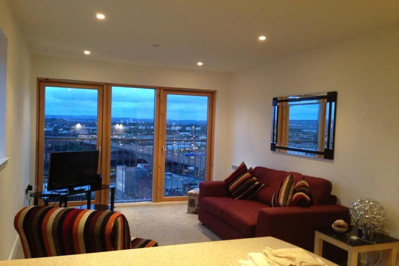 Suite 16 Glasgow Exterior photo