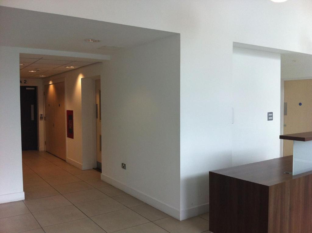 Suite 16 Glasgow Room photo